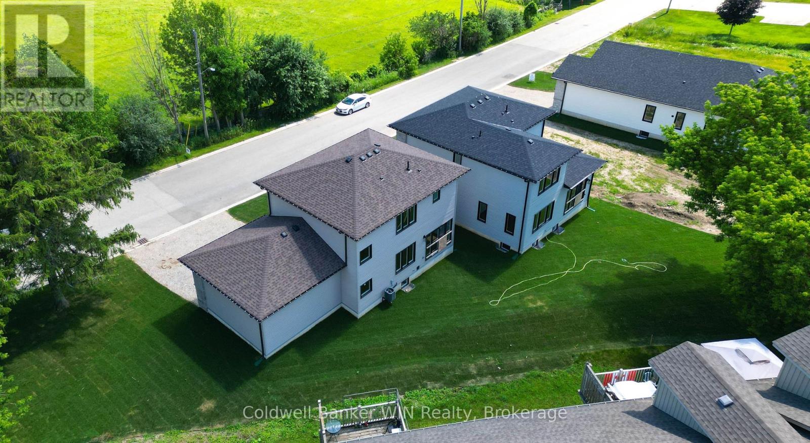 641 MARTIN STREET - 46