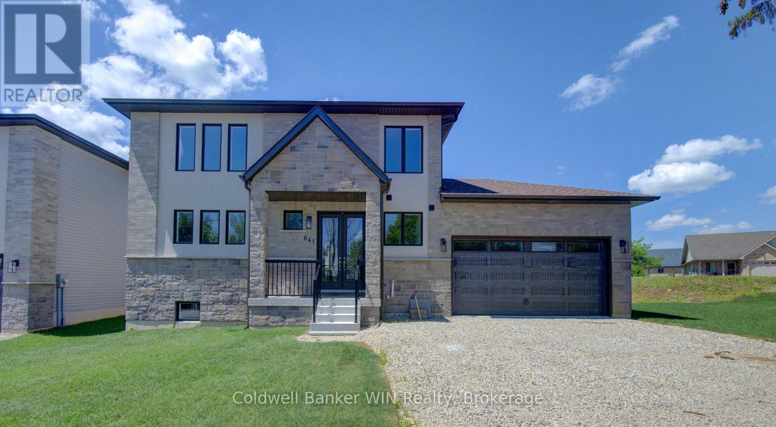641 MARTIN STREET - 5