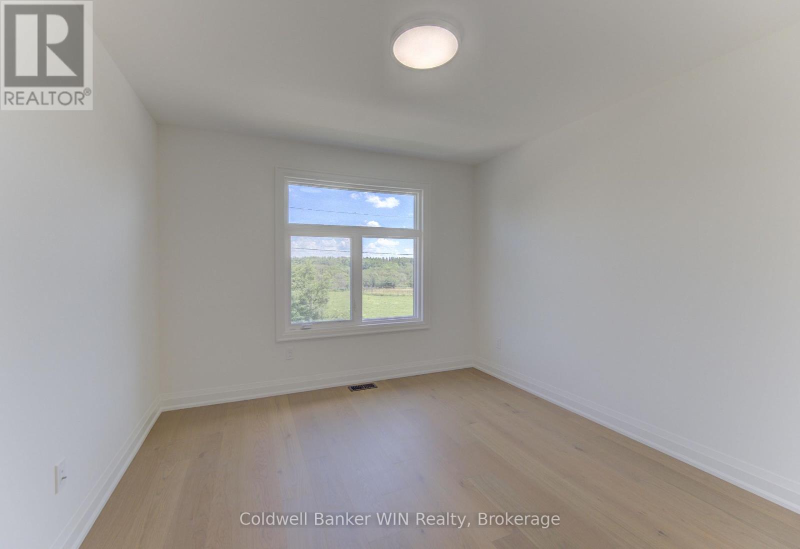 643 MARTIN STREET - 23