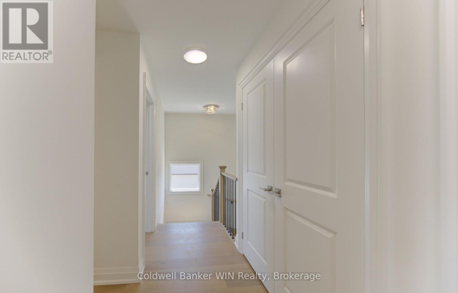 643 MARTIN STREET - 26