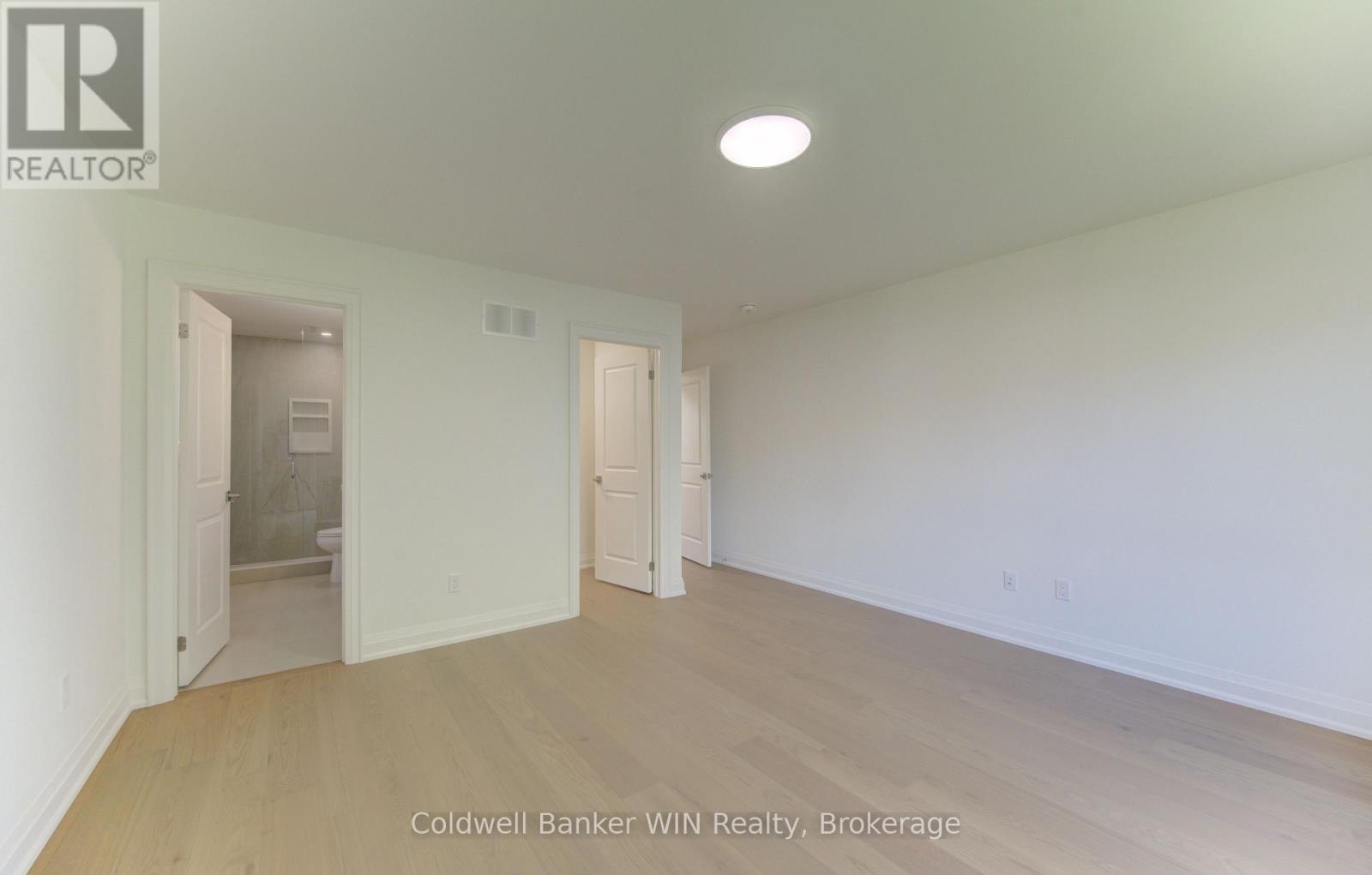 643 MARTIN STREET - 31