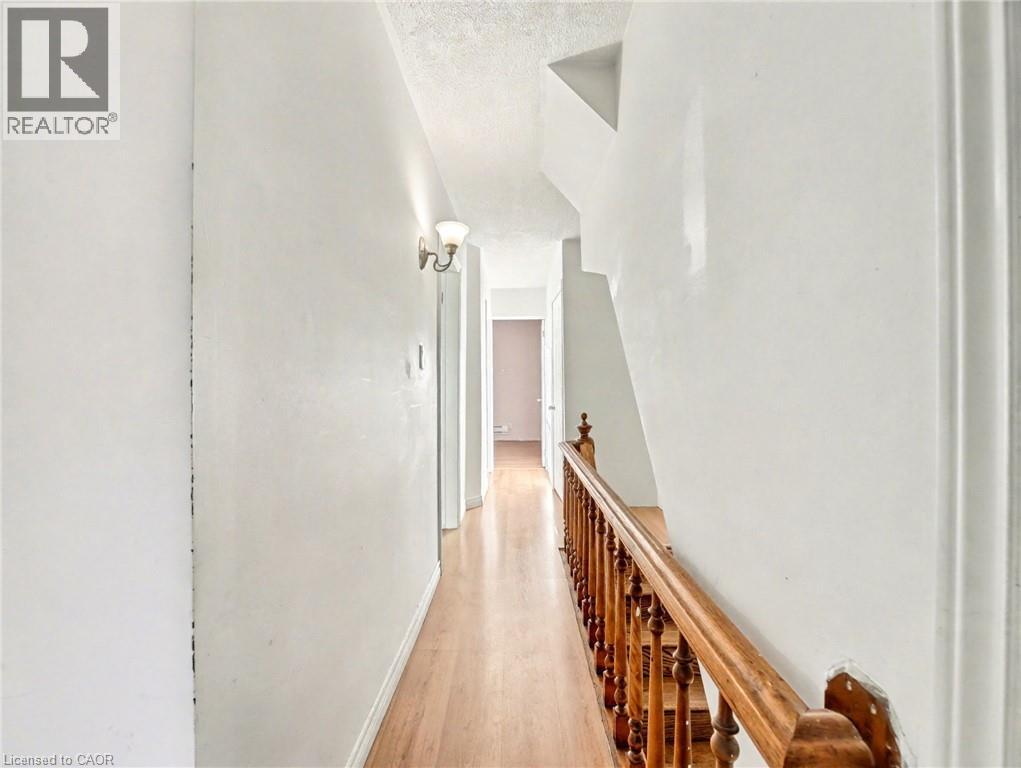 23 OAK Avenue - 22