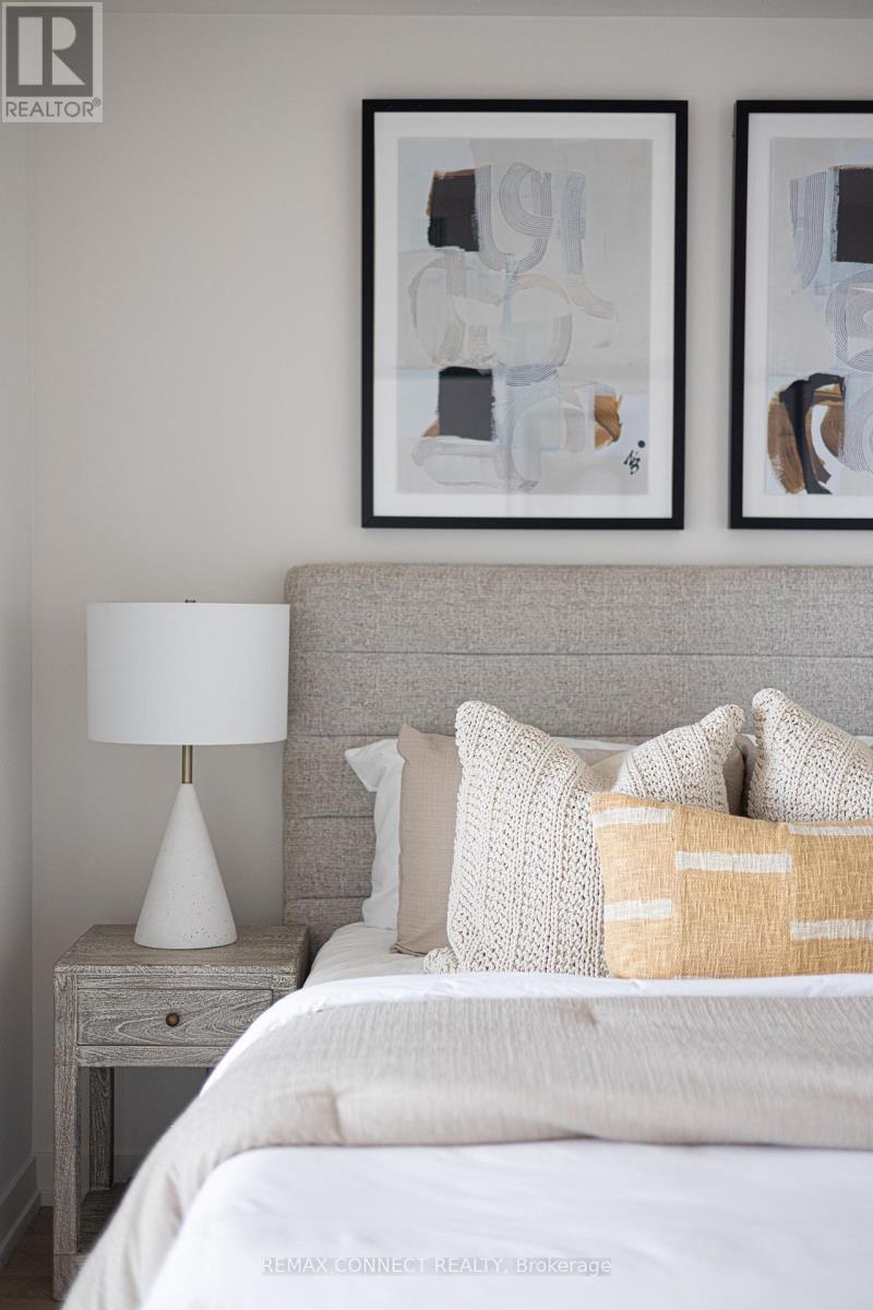 #1605 181 STERLING ROAD - 21