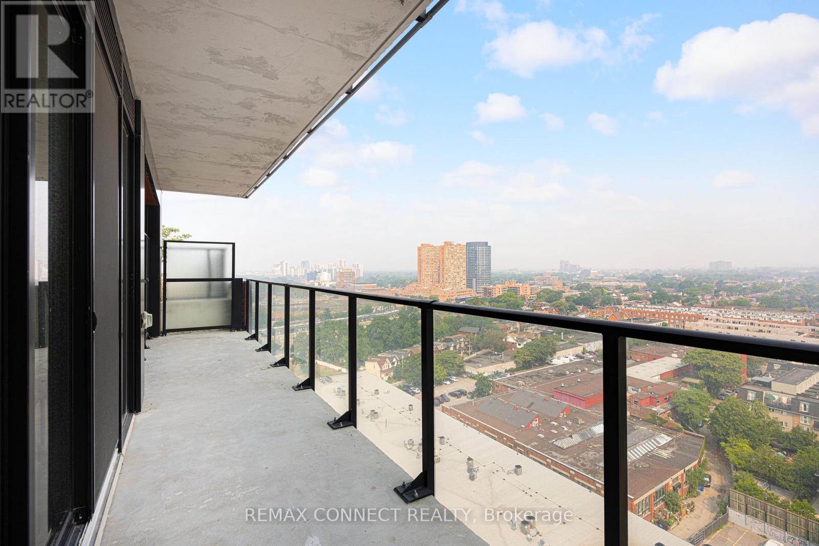 #1605 181 STERLING ROAD - 23