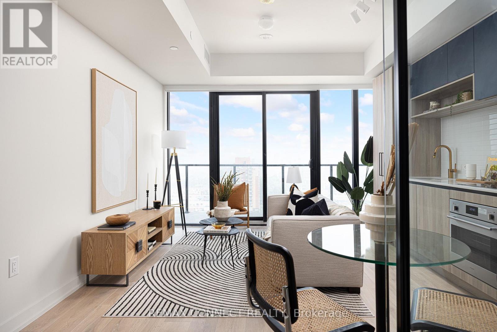 #1605 181 STERLING ROAD - 6