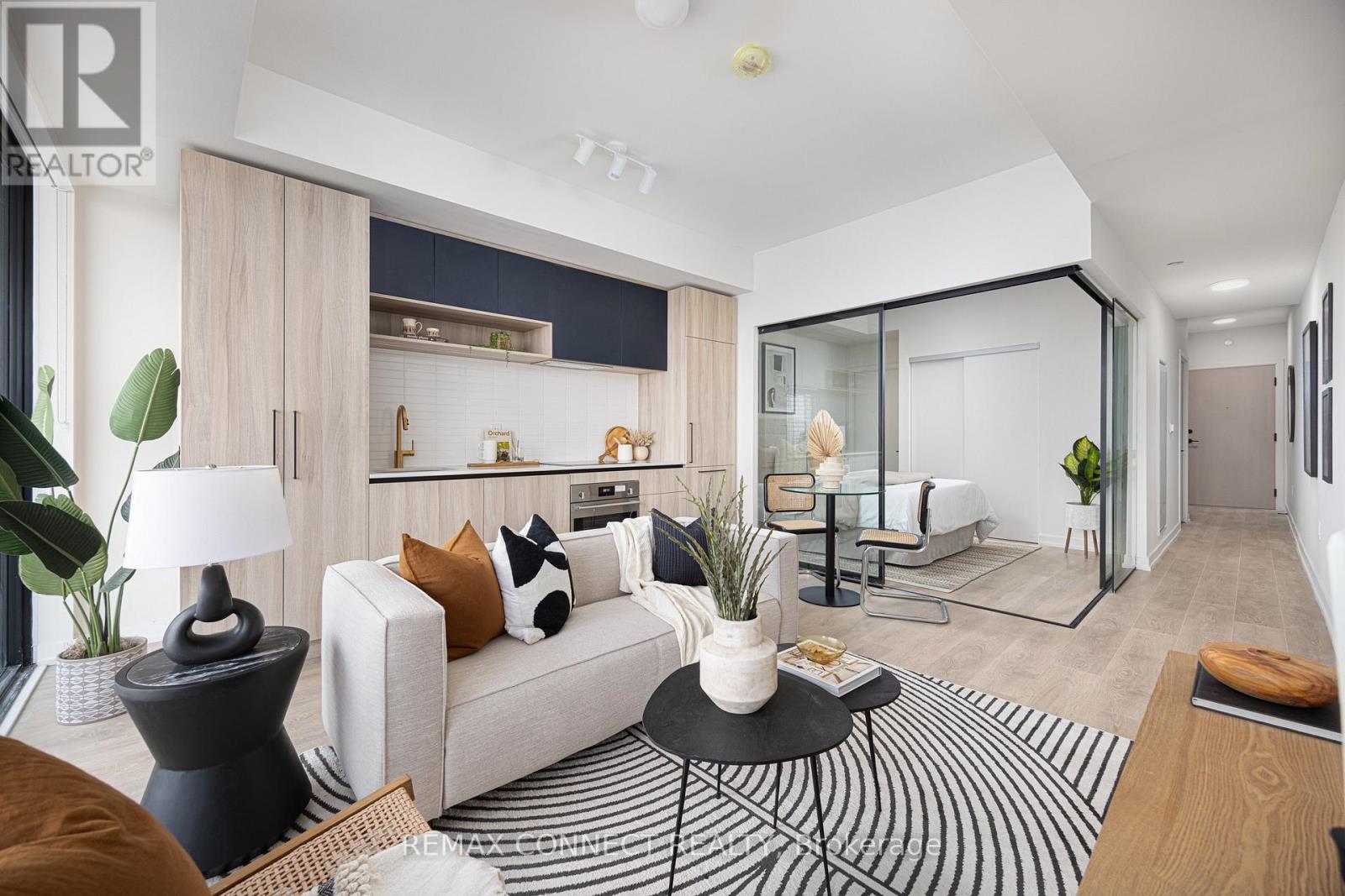 #1605 181 STERLING ROAD - 8