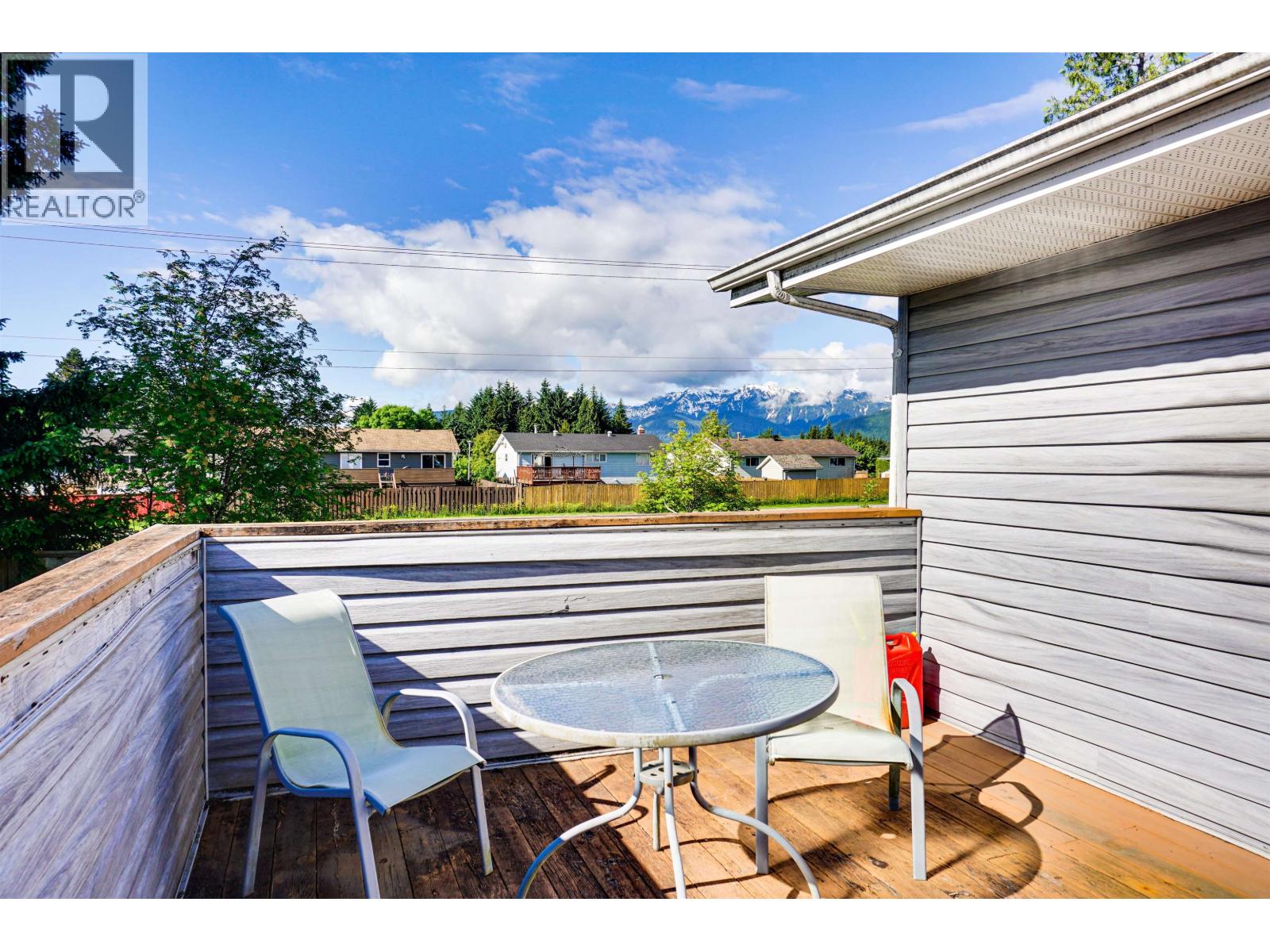 16 CARSWELL STREET - 17