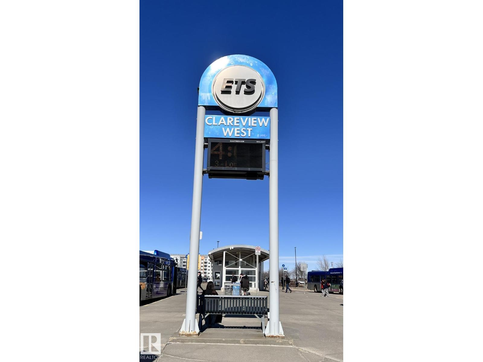 #1318 330 CLAREVIEW STATION DR NW NW - 24