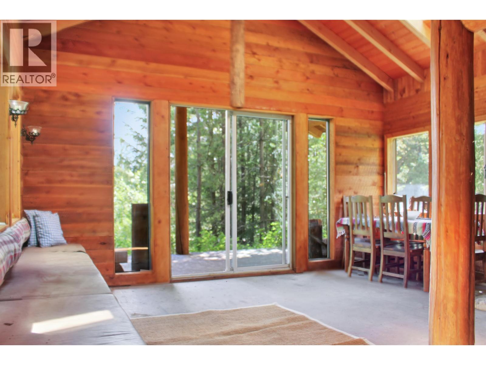 7134 GROSSETT ROAD - 35