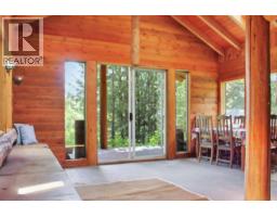 7134 Grossett Road, Bridge Lake, BC V0K1X2 Photo 35