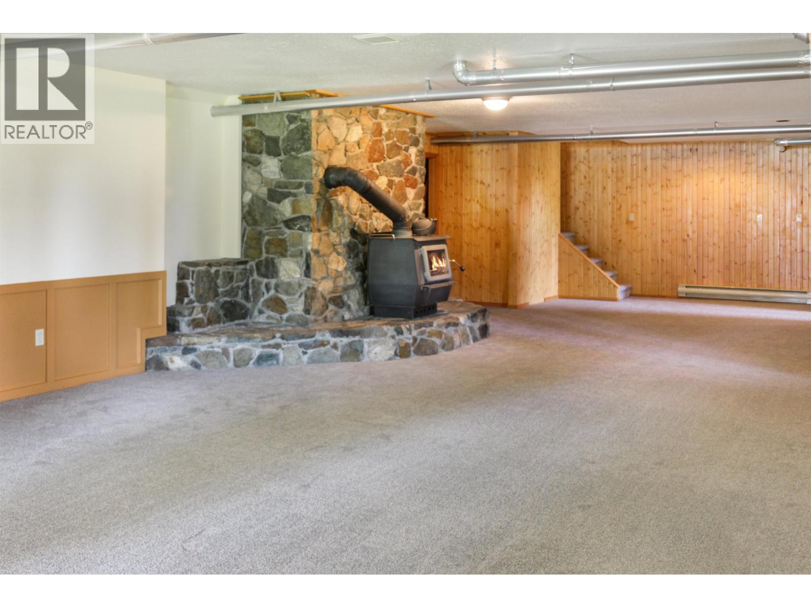 7134 GROSSETT ROAD - 18