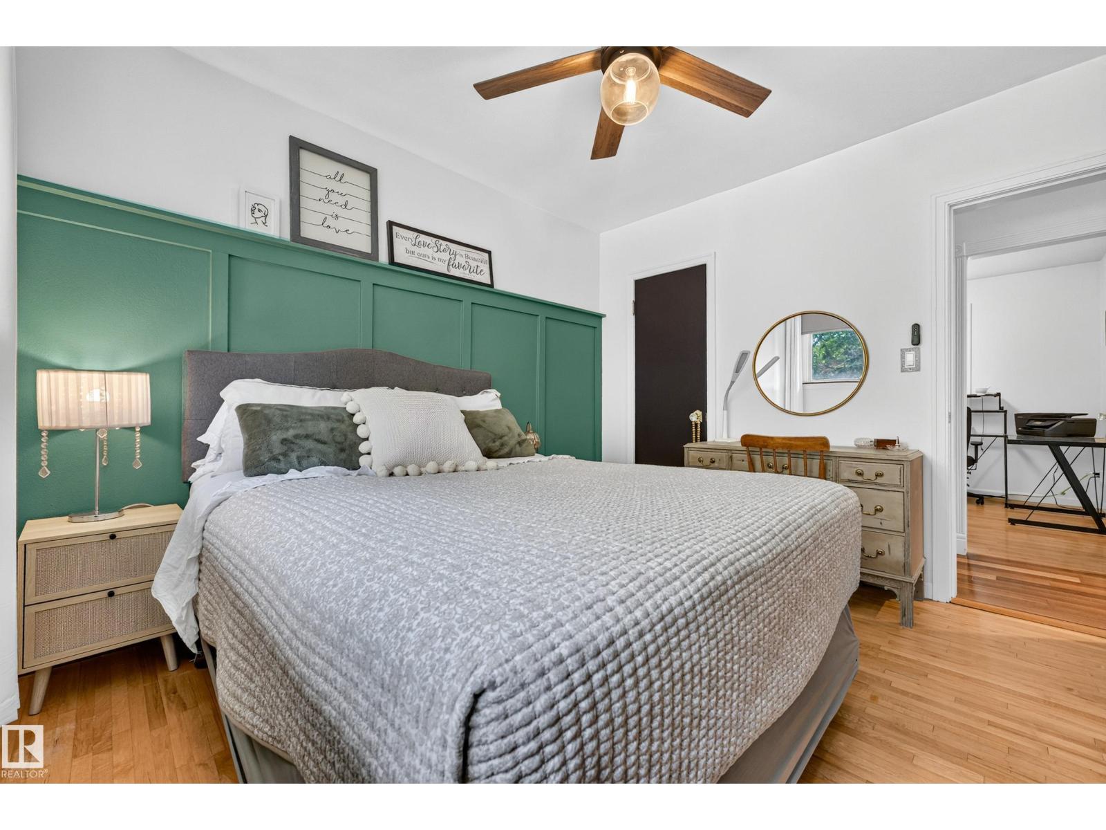 7530 80 AV NW - 16
