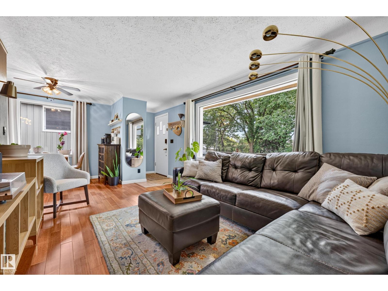 7530 80 AV NW - 5