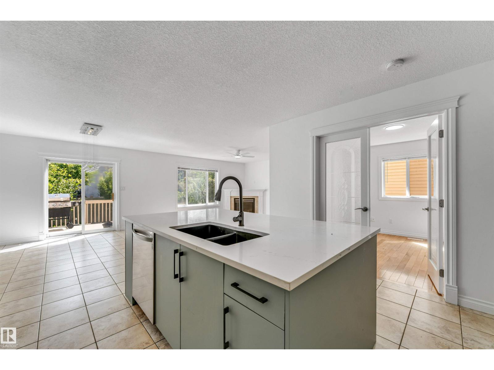 16205 55 ST NW - 17