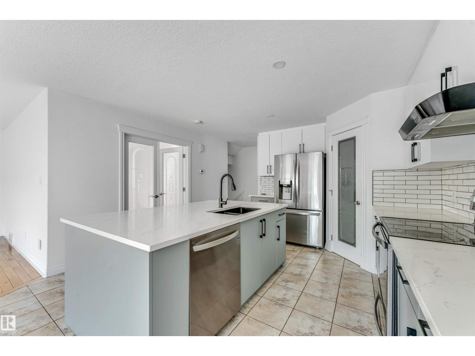 16205 55 ST NW - 18