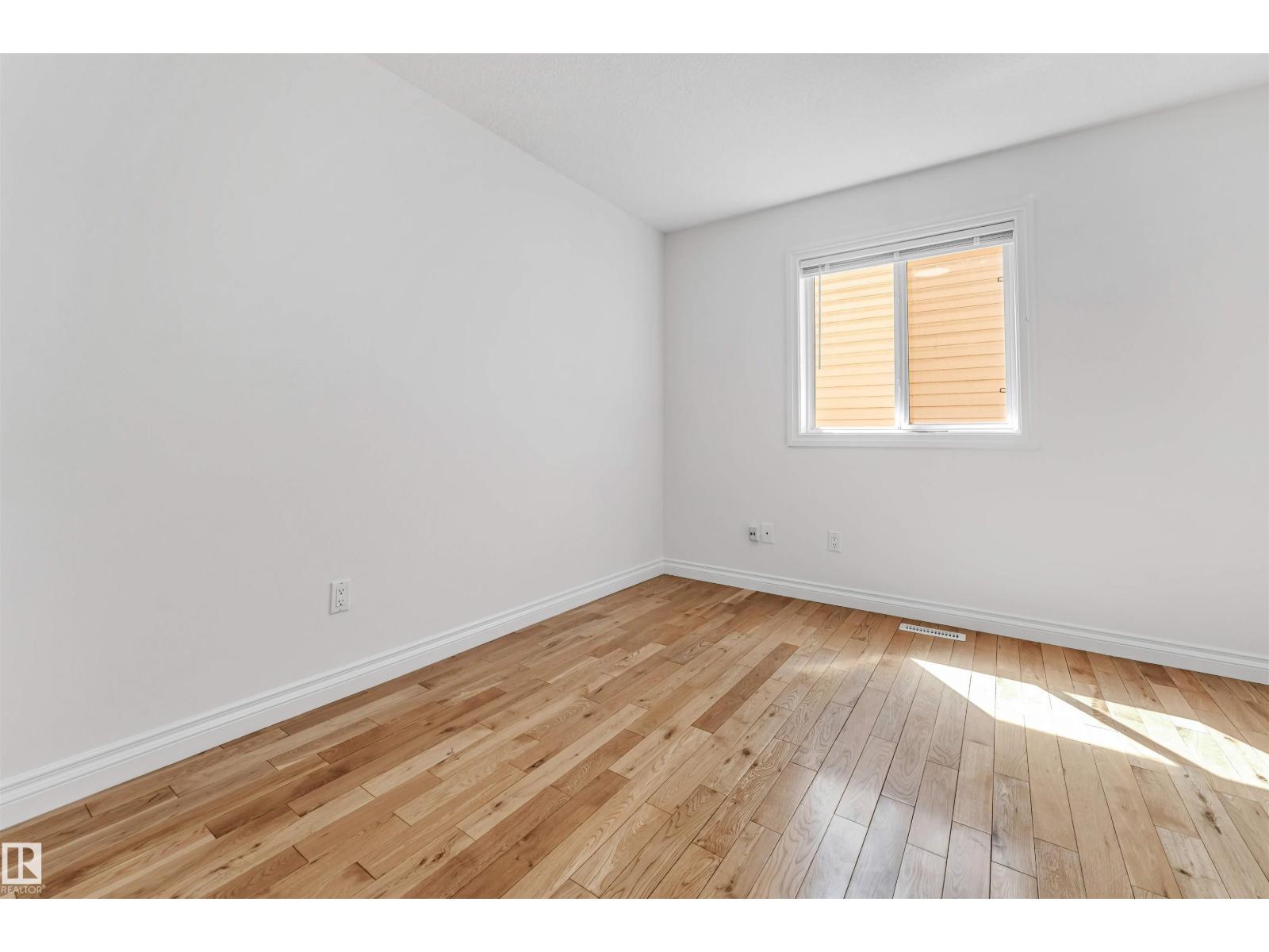 16205 55 ST NW - 25
