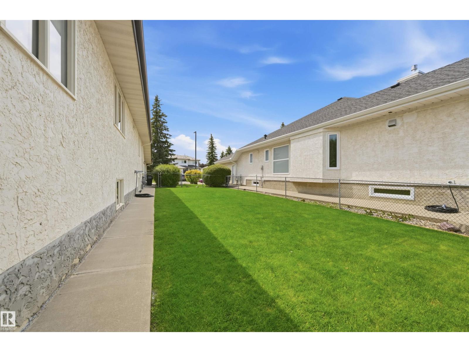 337 TWIN BROOKS DR NW - 55