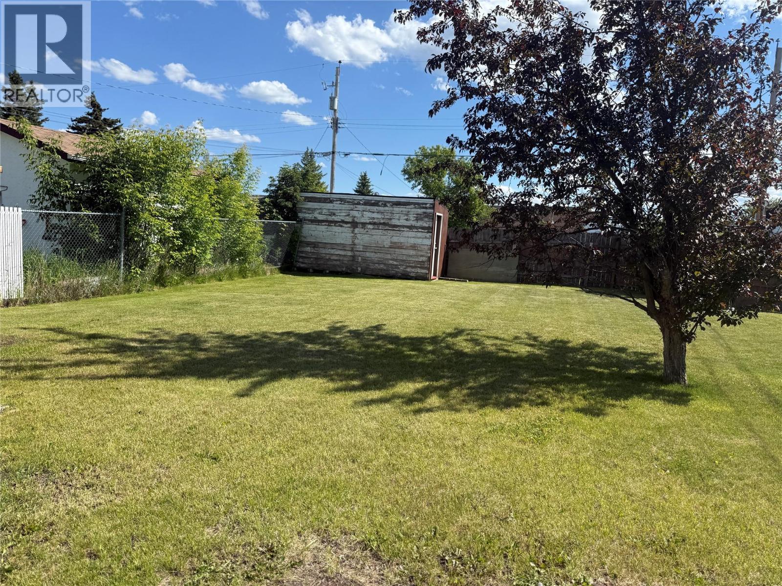 1025 92 Avenue - Image 22