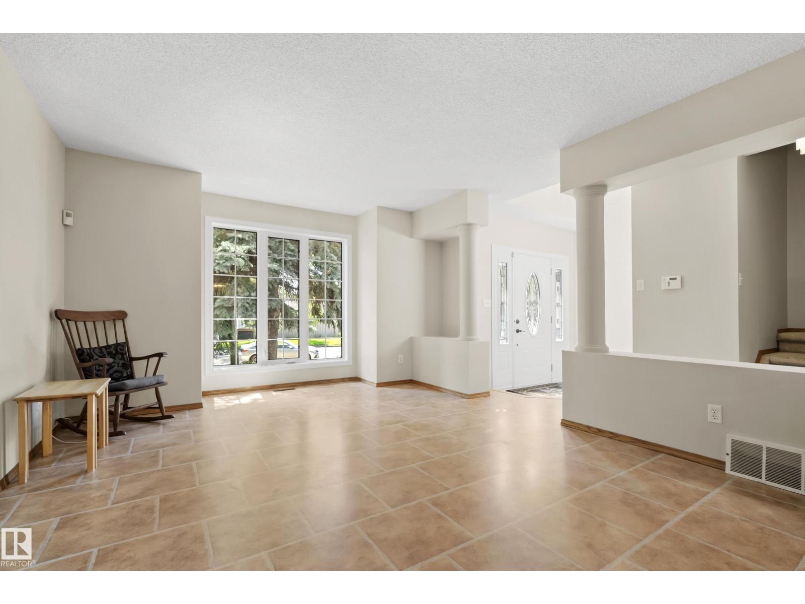 10014 97 AV NW - 9