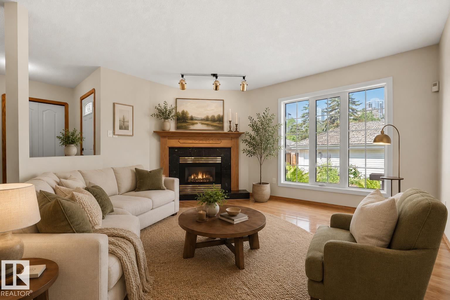10014 97 AV NW - 17