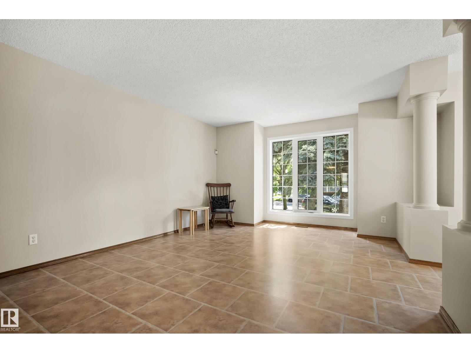 10014 97 AV NW - 8