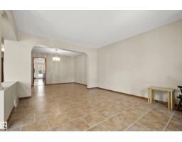 Great room - 10014 97 Av Nw, Edmonton, AB T5K0B1 Photo 7