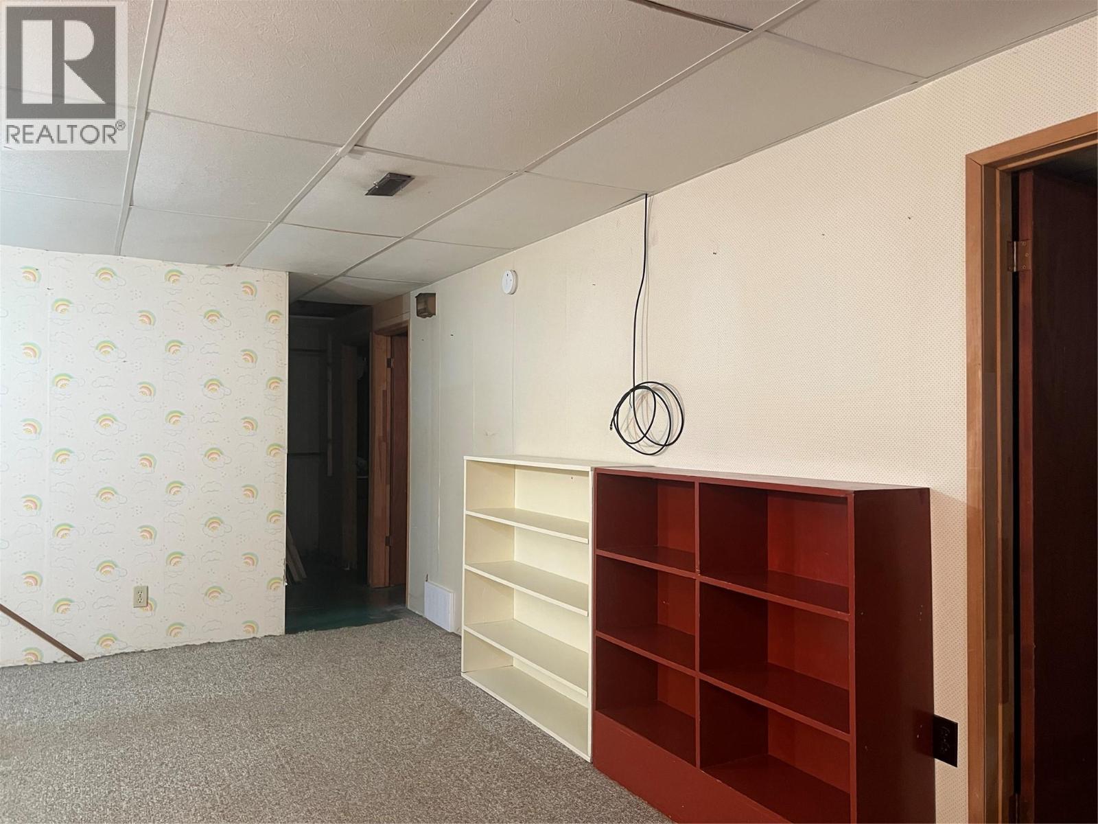 1025 92 Avenue - Image 16