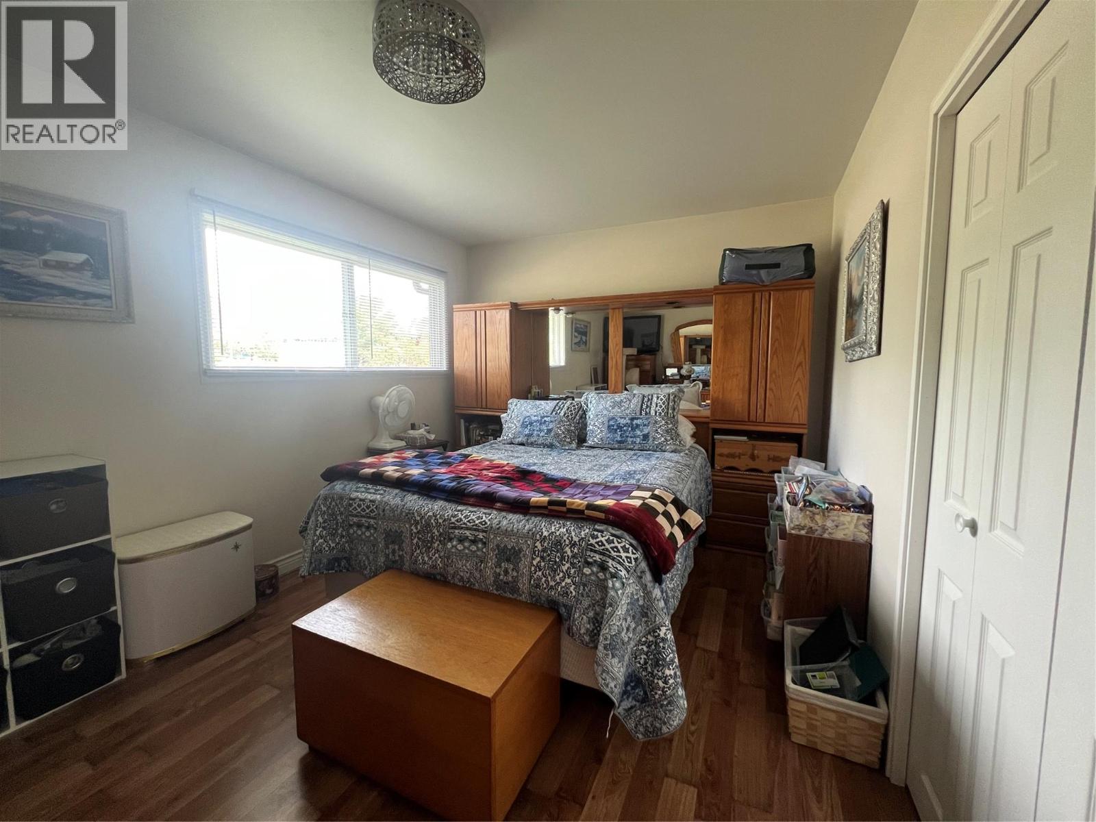 1025 92 Avenue - 15