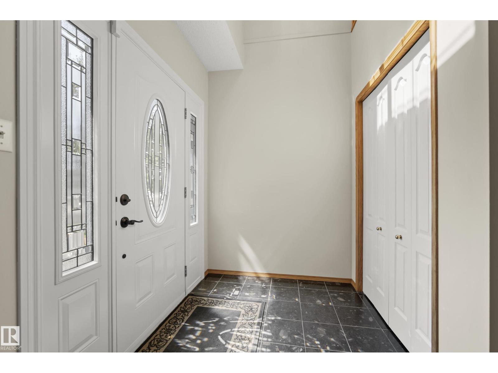 10014 97 AV NW - 6