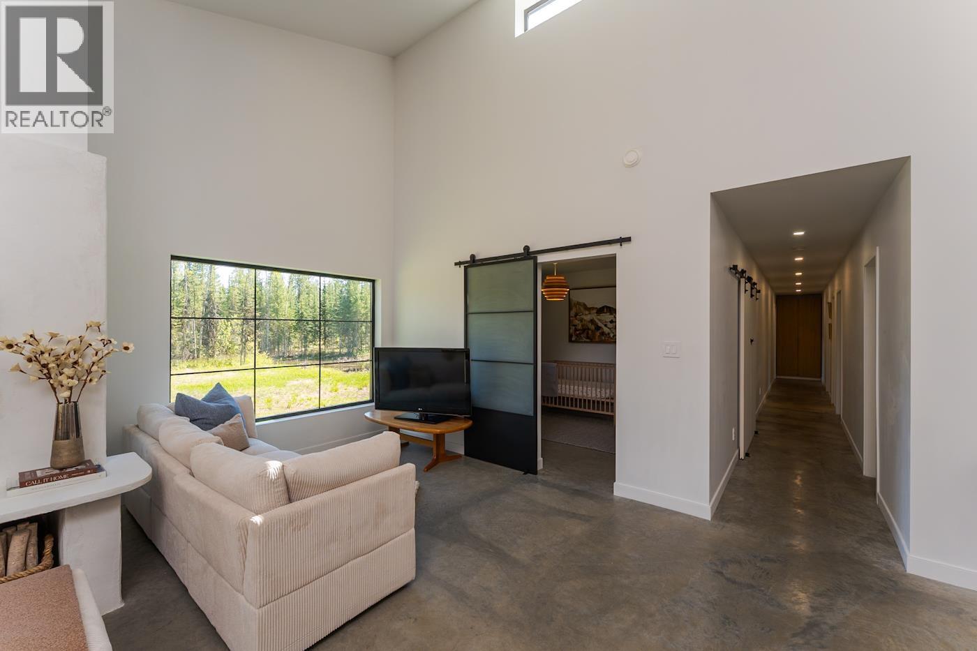 Photo 22 of 41 — 14340 HOMESTEAD ROAD · Prince George, BC