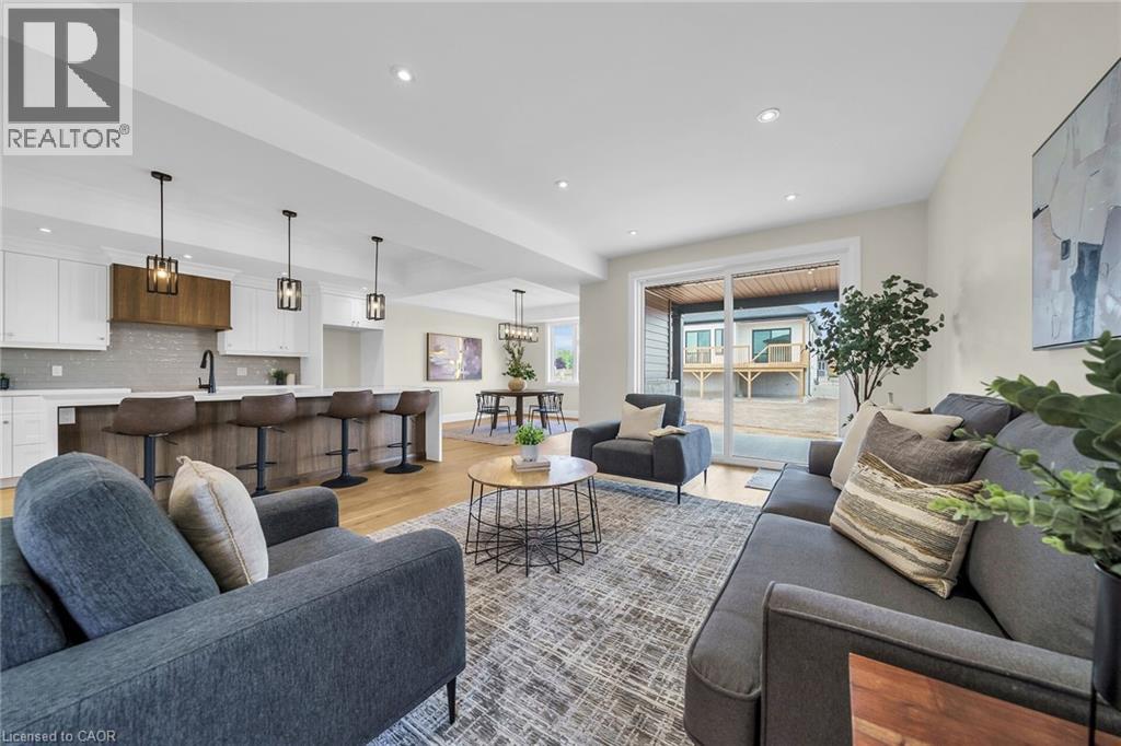 92 CRADDOCK Boulevard - Image 9