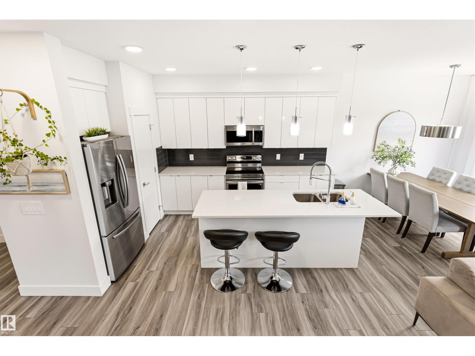 1323 ERKER CR NW - 6