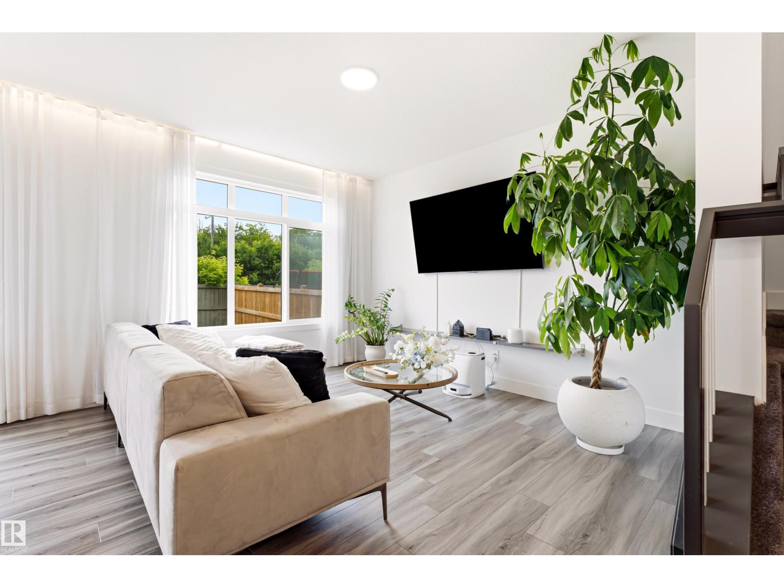 1323 ERKER CR NW - 11