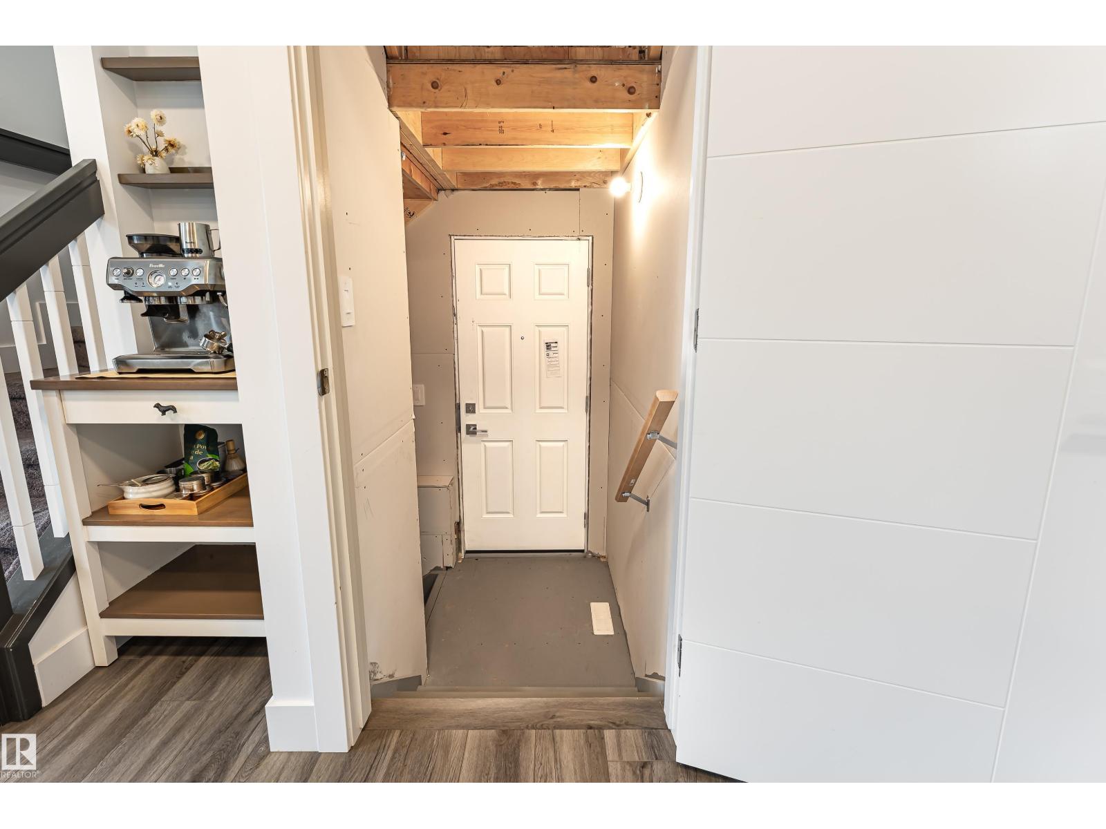 1323 ERKER CR NW - 35