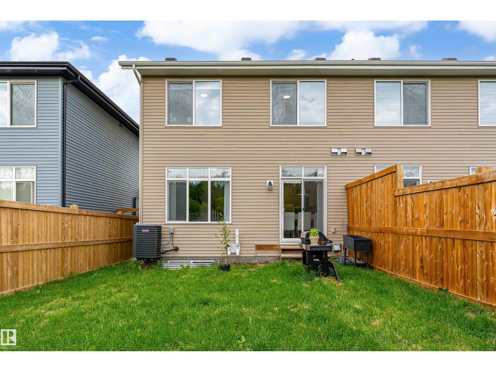 1323 ERKER CR NW - 39