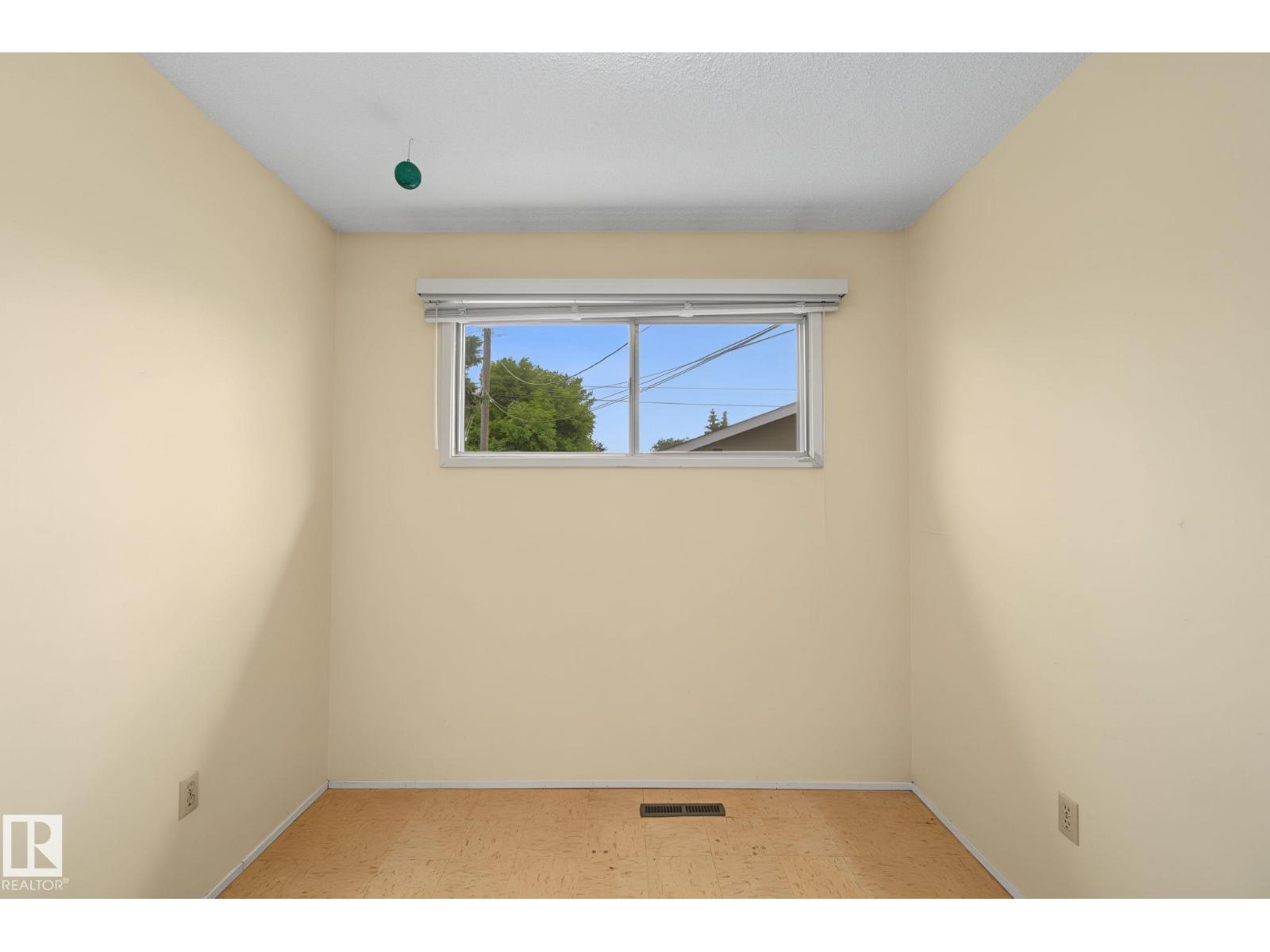 8115 169 ST NW - 22