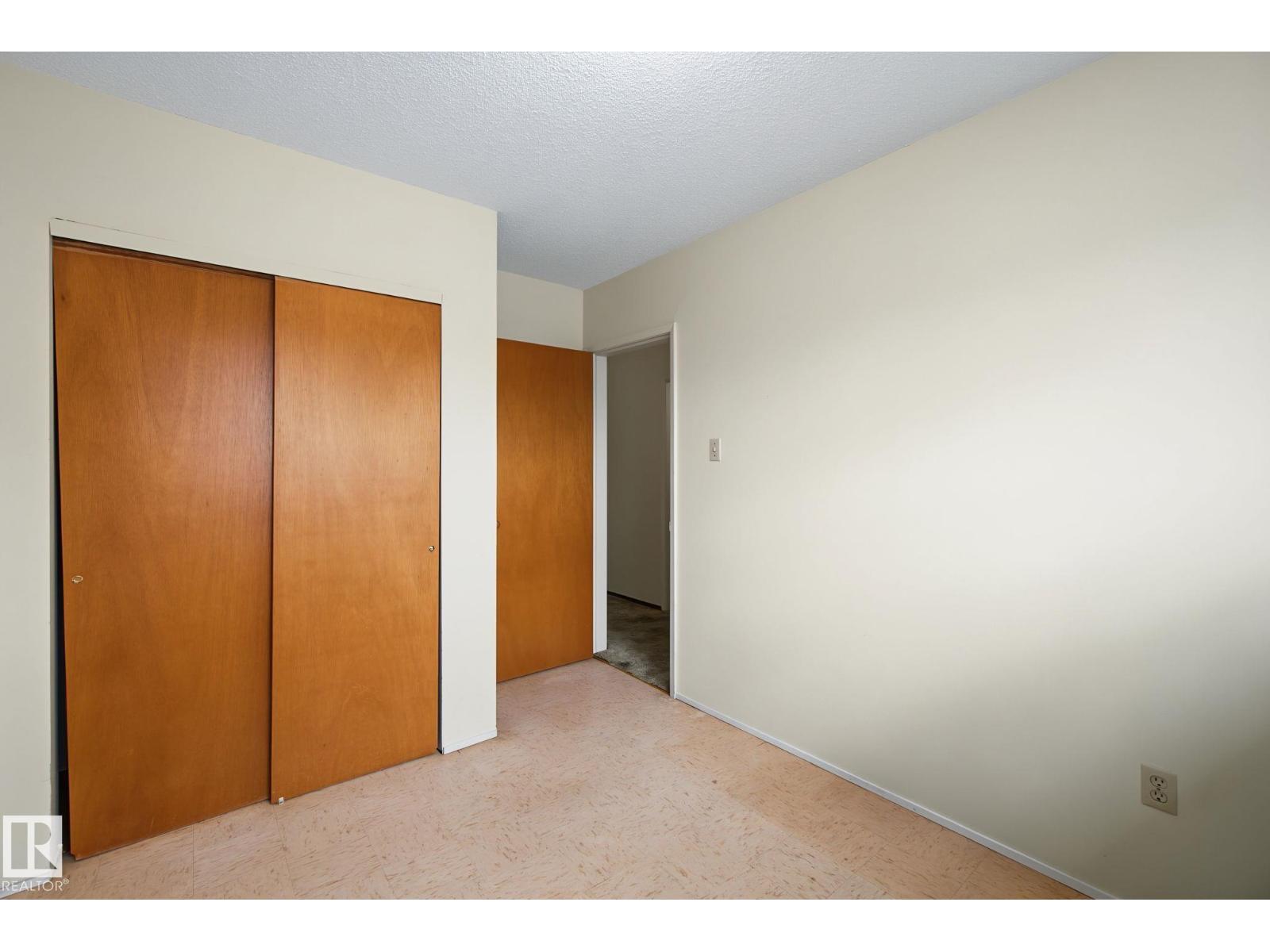 8115 169 ST NW - 23