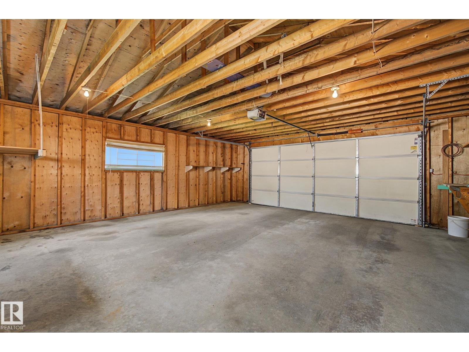 8115 169 ST NW - 39