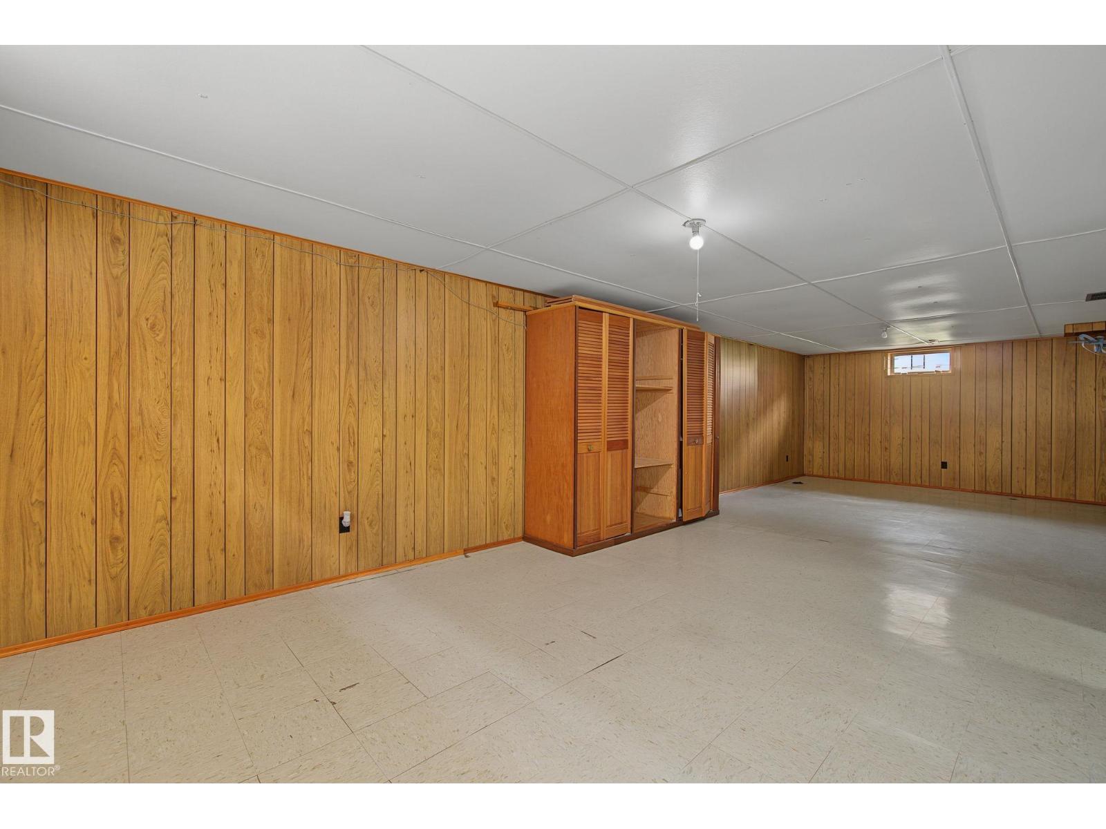 8115 169 ST NW - 28