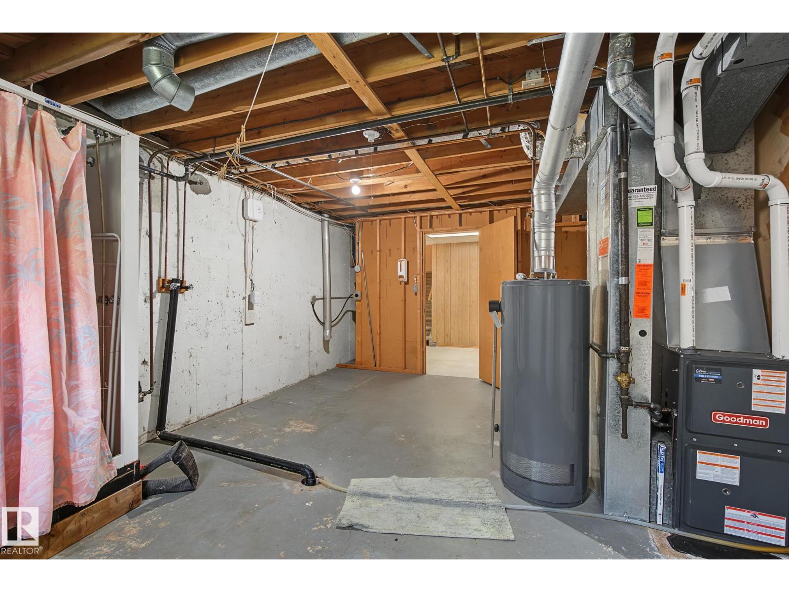 8115 169 ST NW - 34