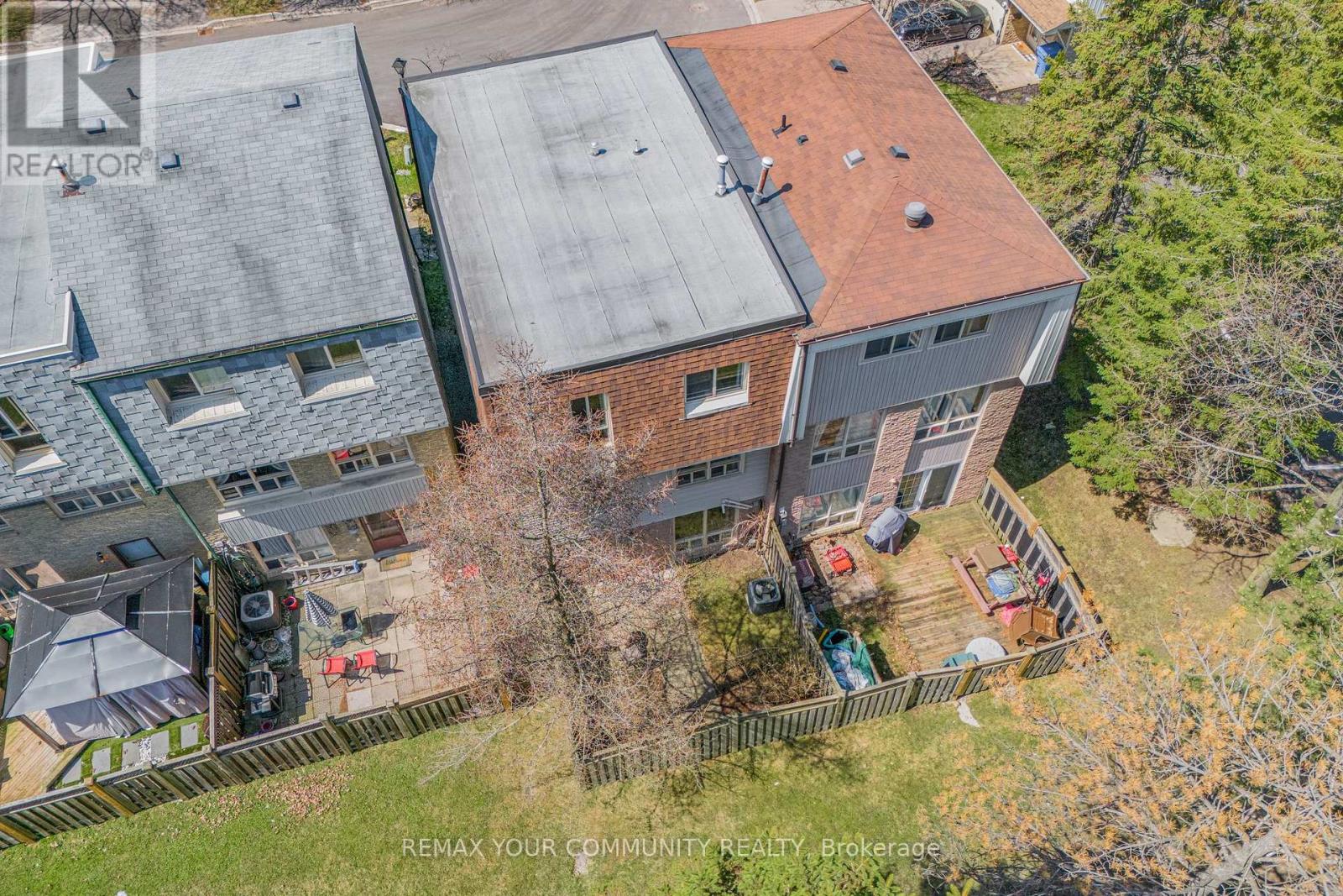97 POPLAR CRESCENT - 43