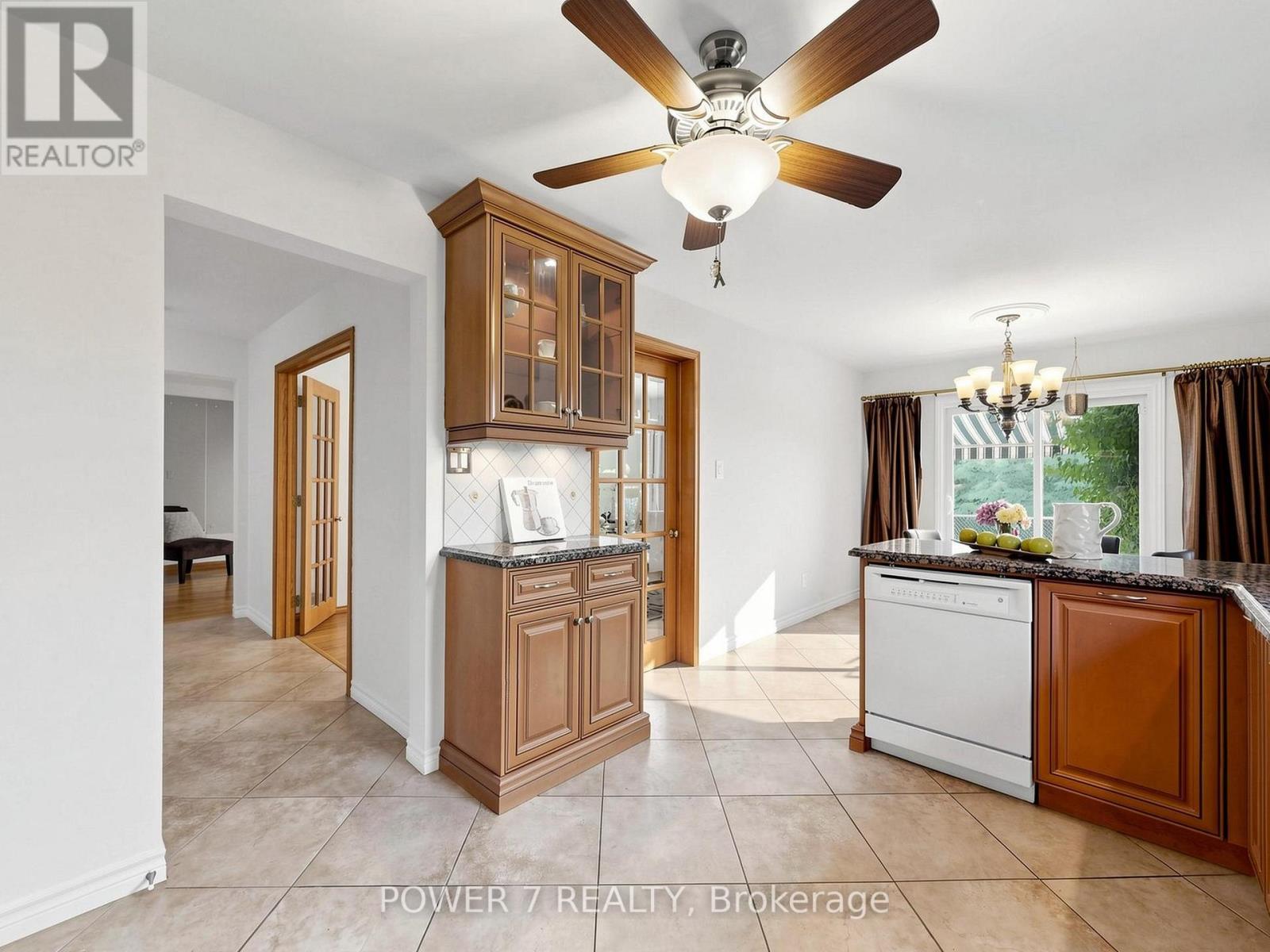 71 CANTERBURY COURT - 12