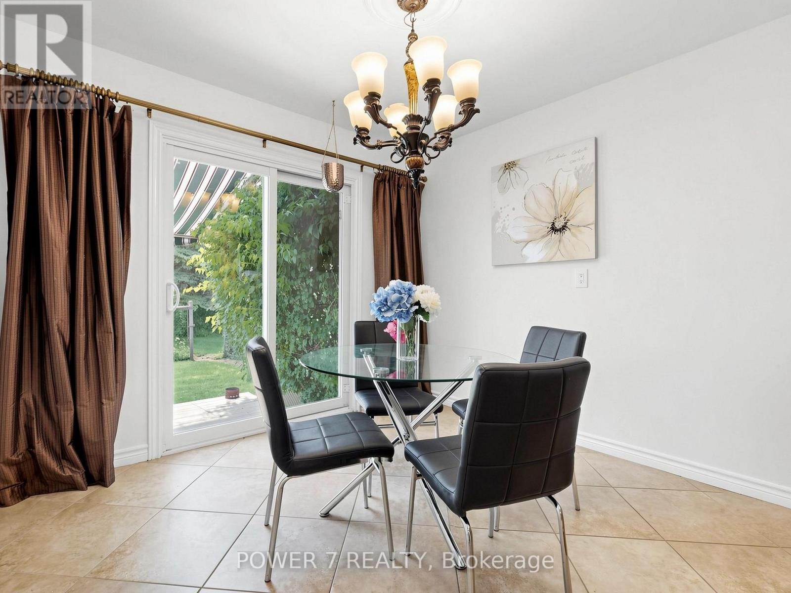 71 CANTERBURY COURT - 14