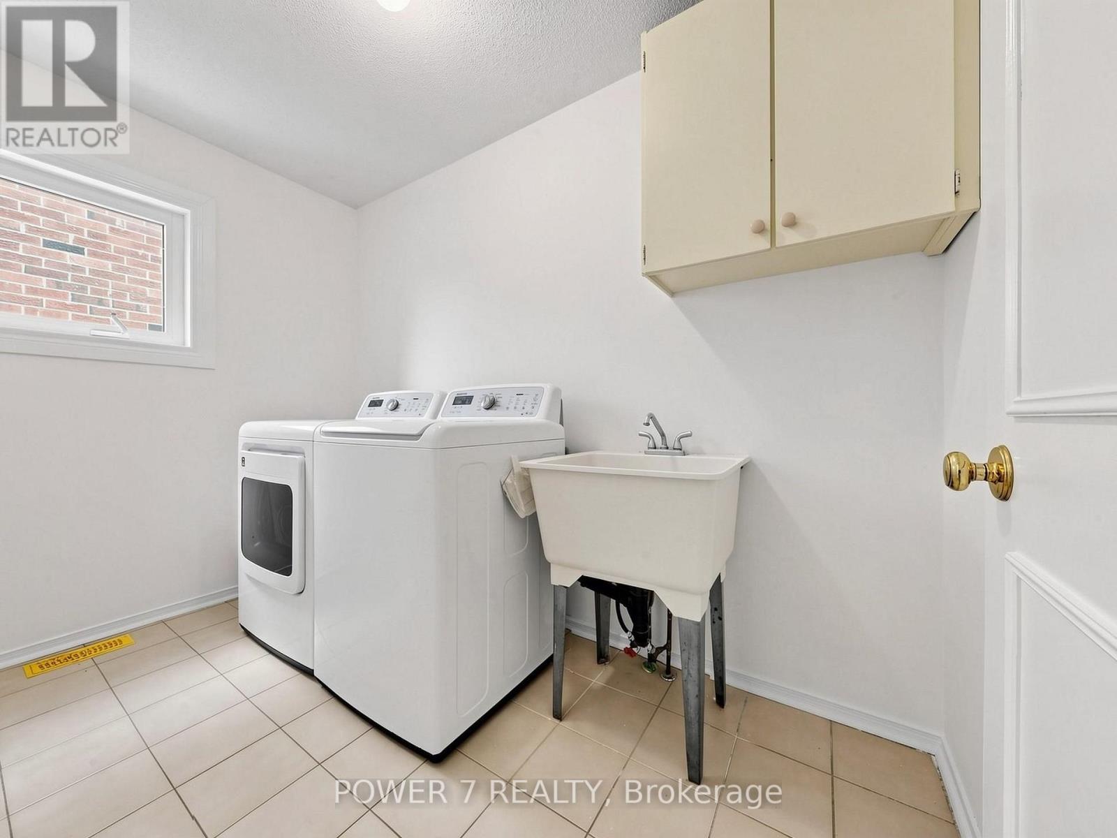 71 CANTERBURY COURT - 17