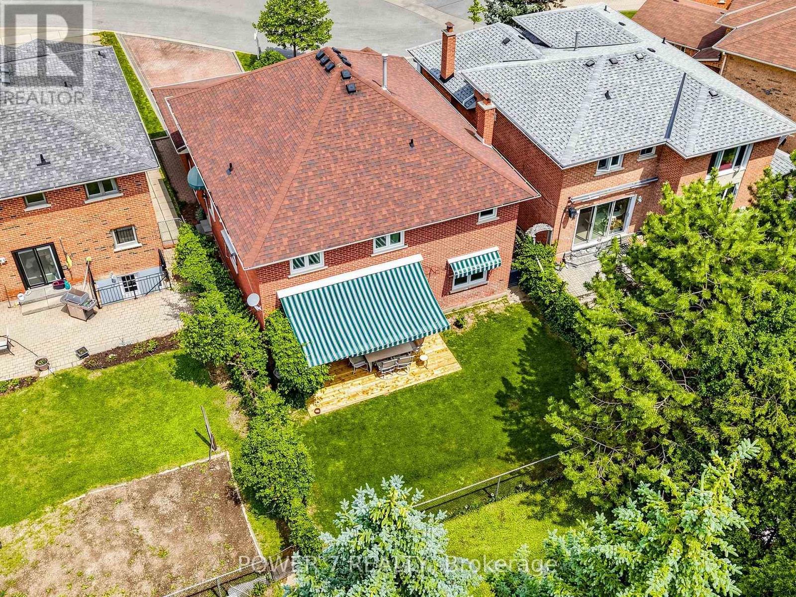 71 CANTERBURY COURT - 42
