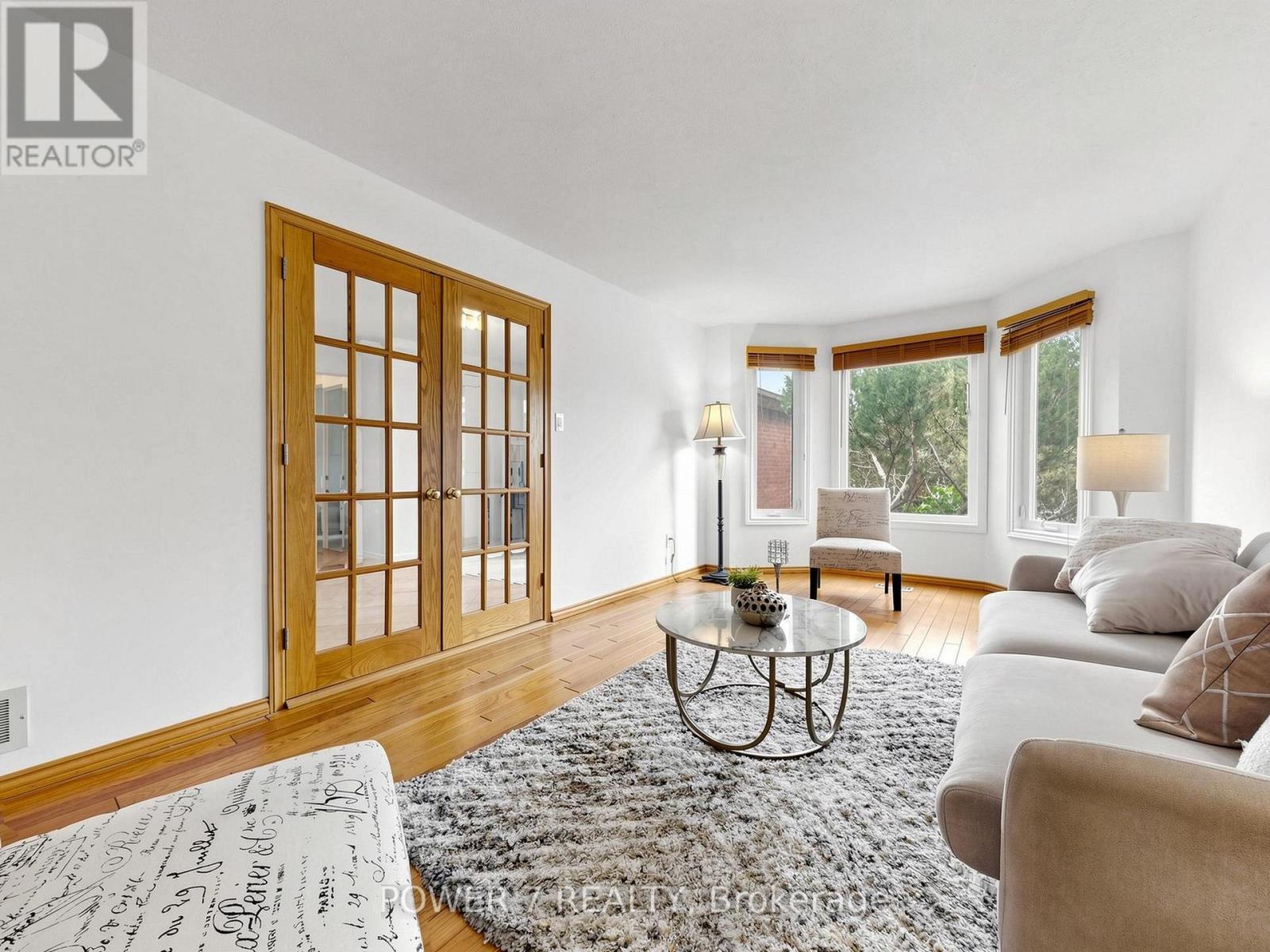 71 CANTERBURY COURT - 5