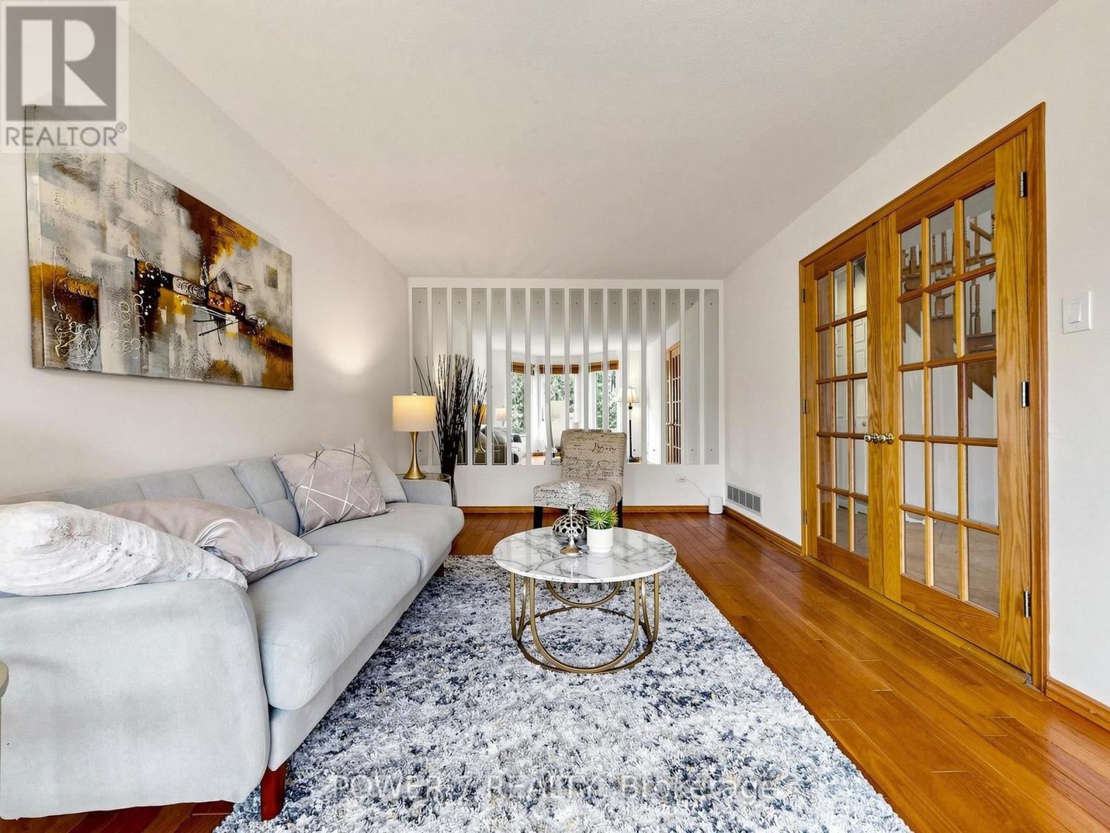 71 CANTERBURY COURT - 6