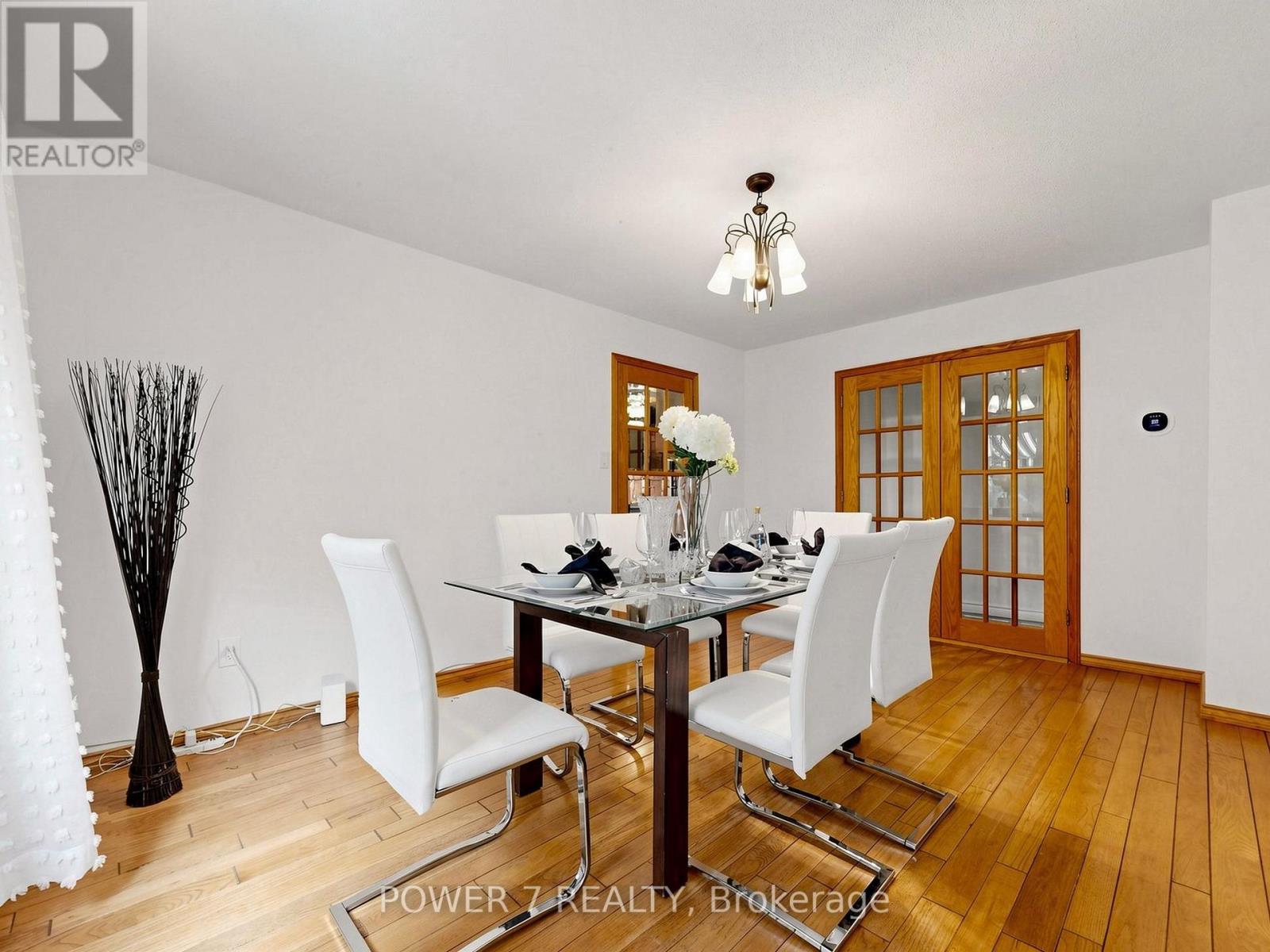 71 CANTERBURY COURT - 8