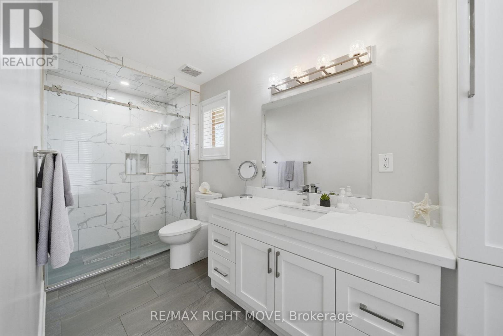 2 LAVENDER COURT - 26