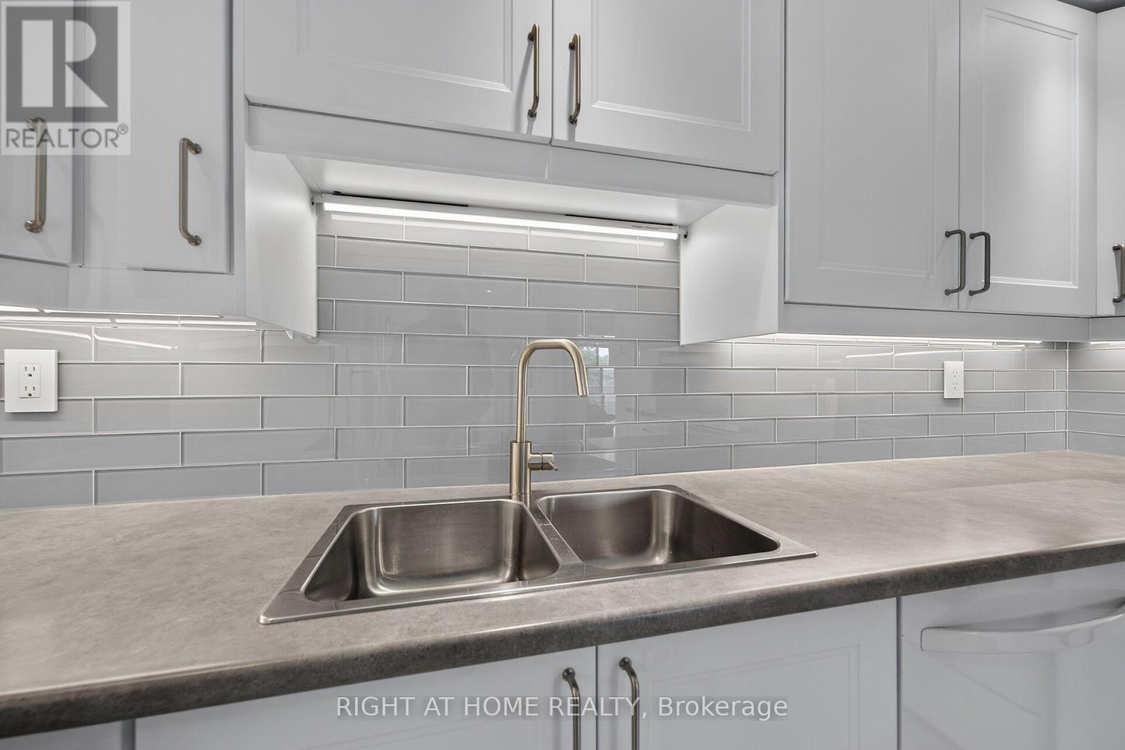 #306 5080 PINEDALE AVENUE - Image 13